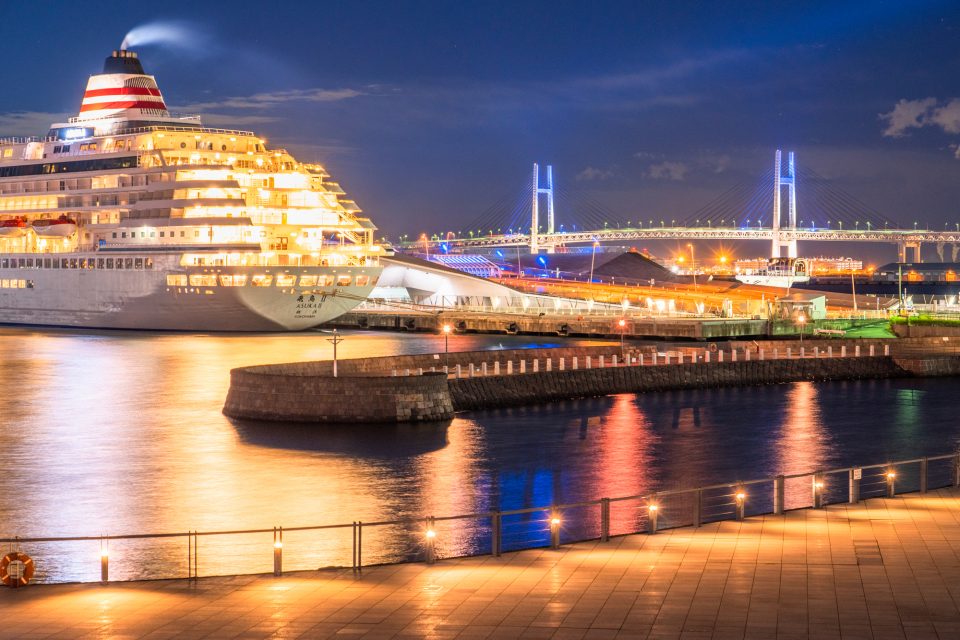 横浜の豪華客船