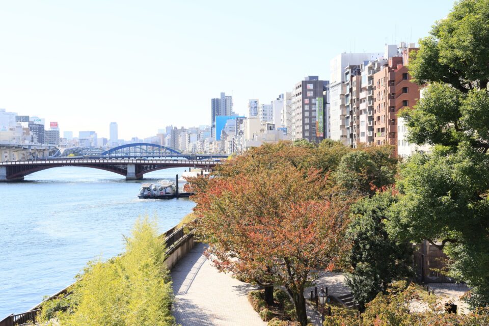 紅葉時期の隅田川